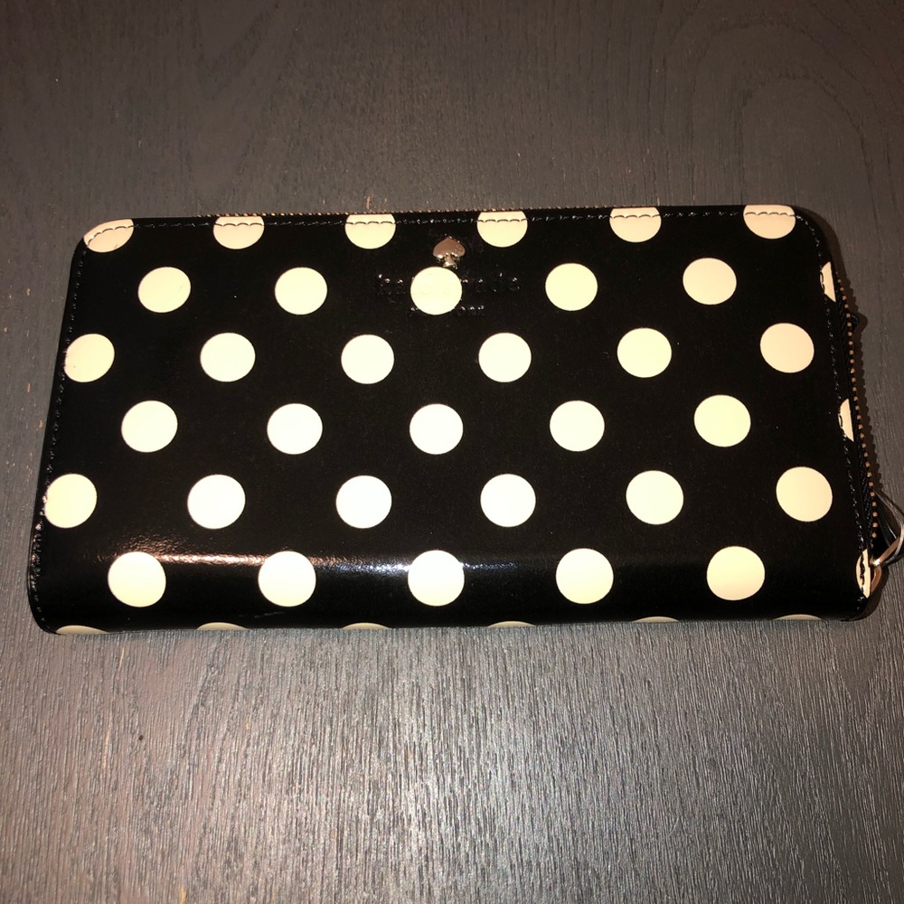 NWT Kate Spade “Cedar Street” Wallet